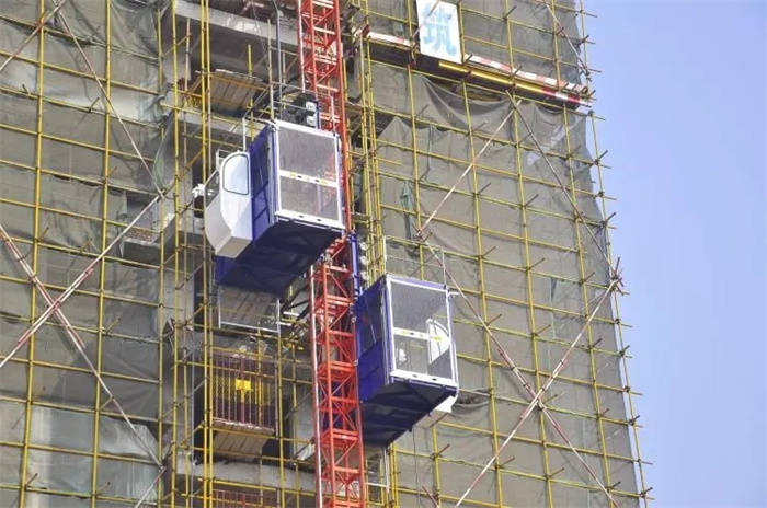 建筑工地升降机维修